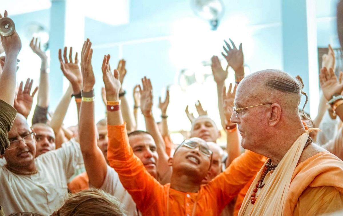 Cover Image for Sankirtan and Dancing
